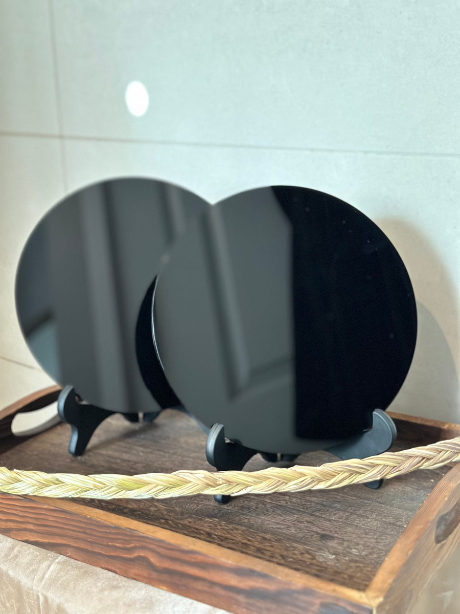 20cm Obsidian Mirror with Stand